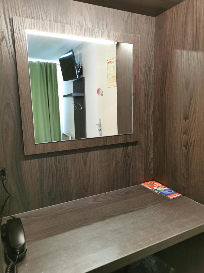 Fasthotel Paris Ouest Bouafle المظهر الخارجي الصورة