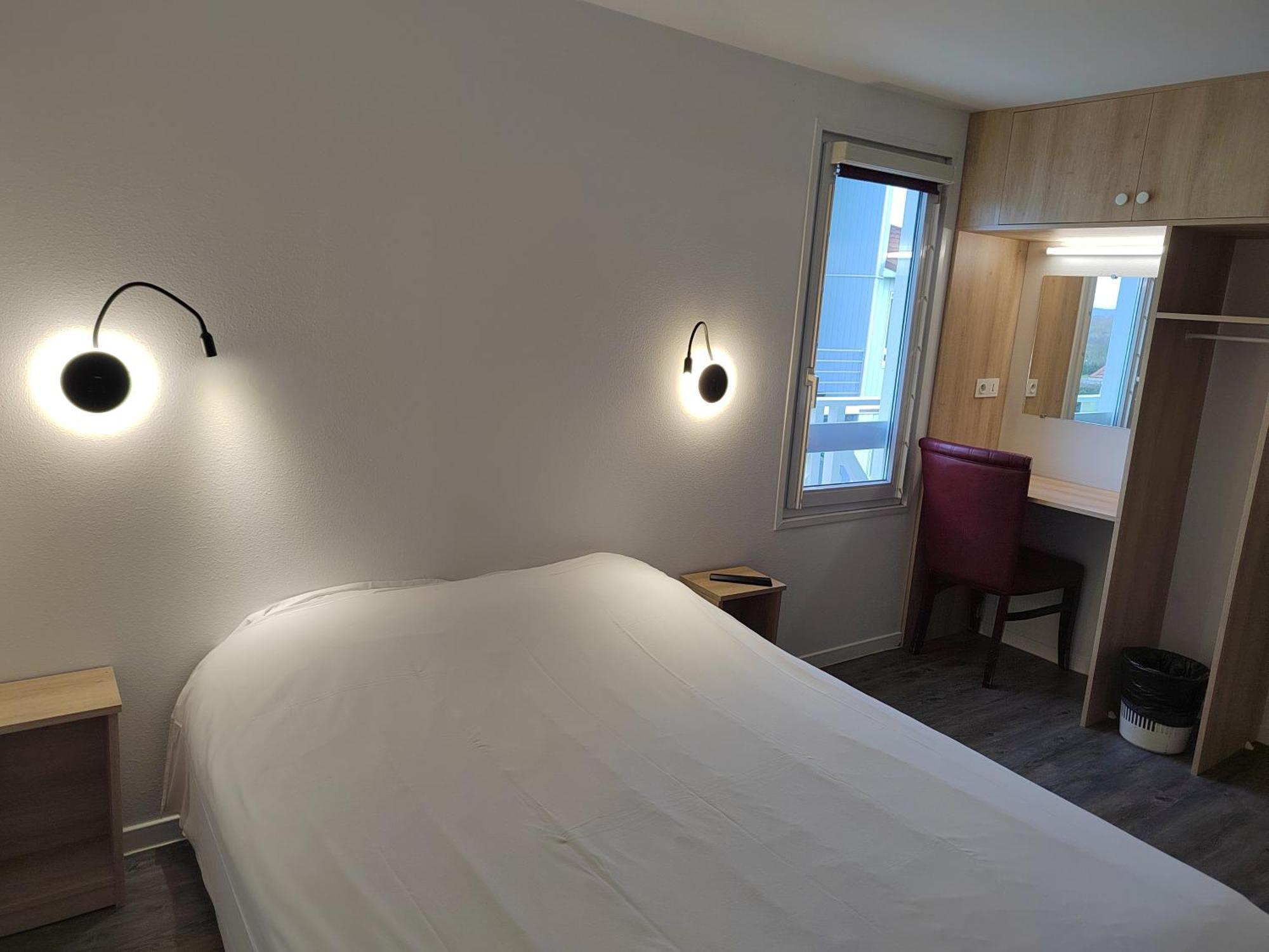 Fasthotel Paris Ouest Bouafle المظهر الخارجي الصورة